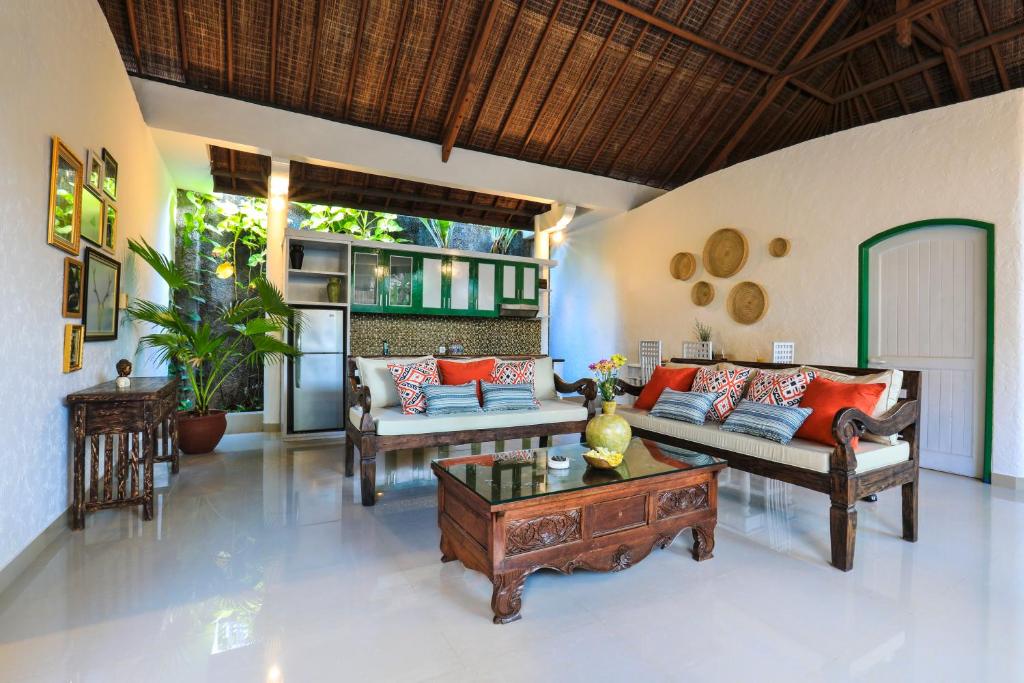 SINGGAH  VILLA SEMINYAK